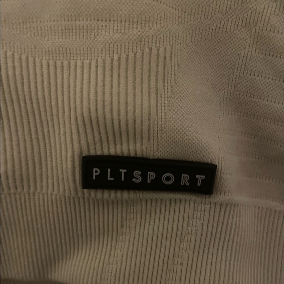 Work out pilates top - Picture 2 of 2